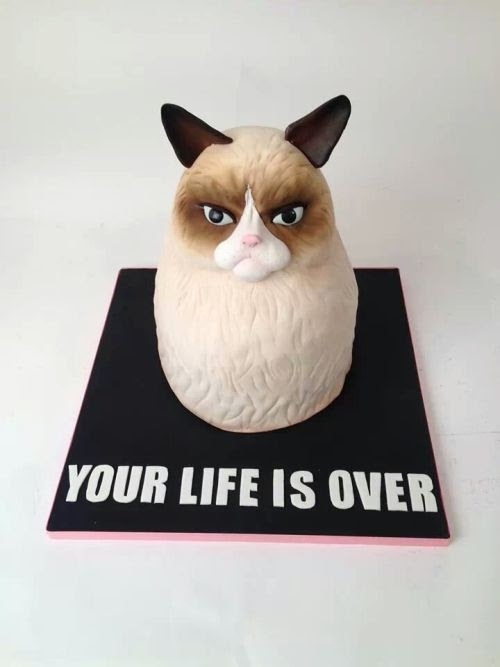 Cukrász alkotások: Grumpy cat tortából