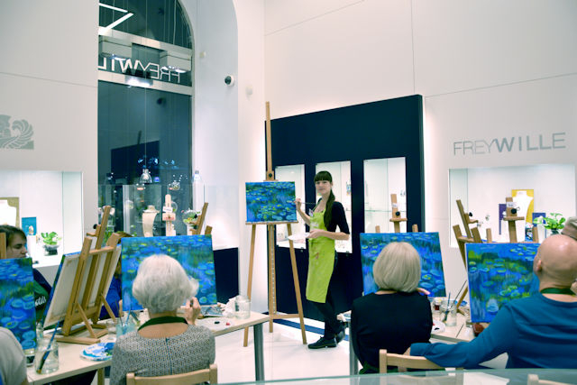 Privát események az Alkotásutcánál